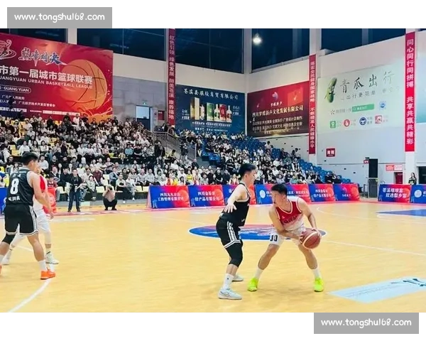 篮球巅峰对决震撼来袭明星球员激战全场